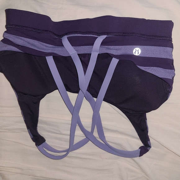 **gifted—Lululemon energy bra - Picture 2 of 2